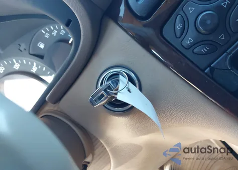 2002 Mercedes-Benz C 240 z USA, uszkodzony, nr VIN WDBRF61J62F199005